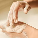 Centella Espuma Limpiadora Facial 125mL - Skin1004 - Imagen 5